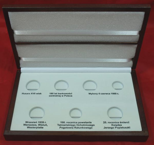 Kaseta na monety złote 2009 r. Numizmato De Luxe